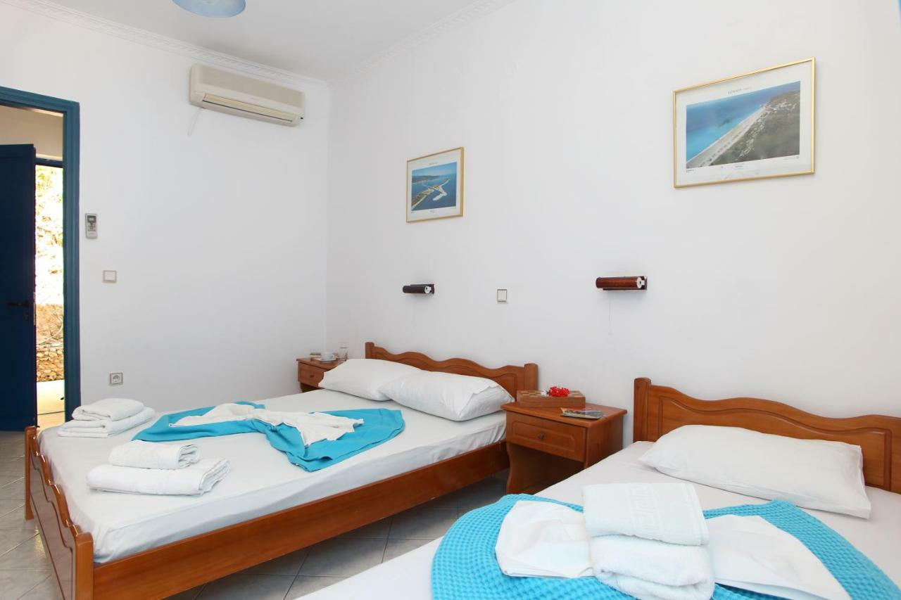 Theocharis Bros - Studios Apartments Agios Nikitas Exterior photo